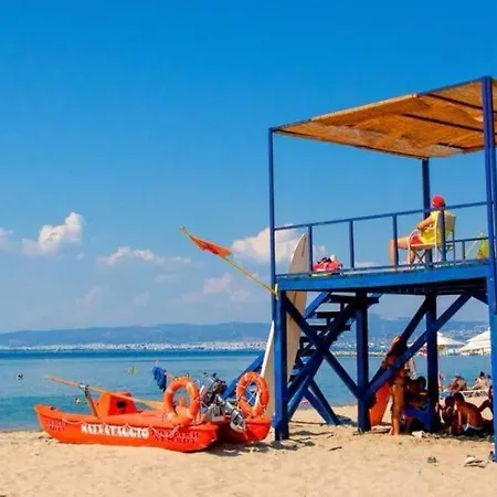 By The Sea,neoi Epivates Beach, Thessaloniki 아파트 *