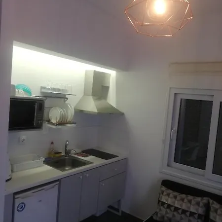 By The Sea,neoi Epivates Beach, Thessaloniki Apartment *