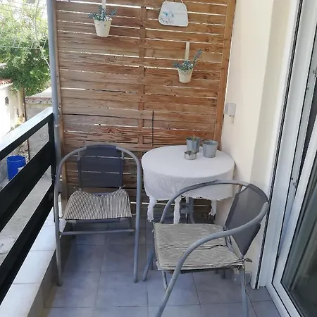 By The Sea,neoi Epivates Beach, Thessaloniki Apartment *
